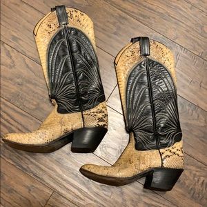 Ladies Tony Lama Snakeskin Buckaroo Cowgirl Boots